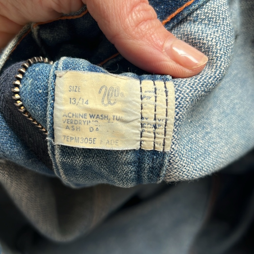Vintage Jeans - Picture 9 of 9